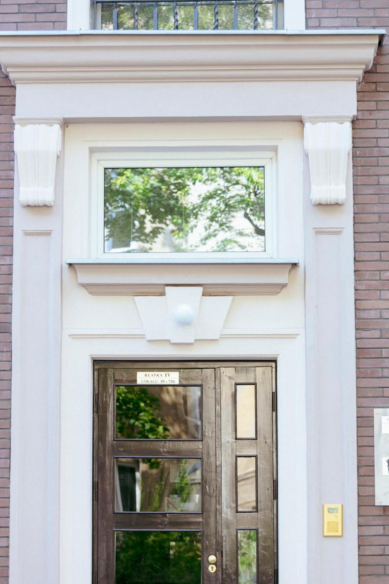 Plac Konstytucji 6 Grey - Bezplatny Garaz Podziemny - Free Parking - Apartament Dla 4 Osob Varsovia Exterior foto